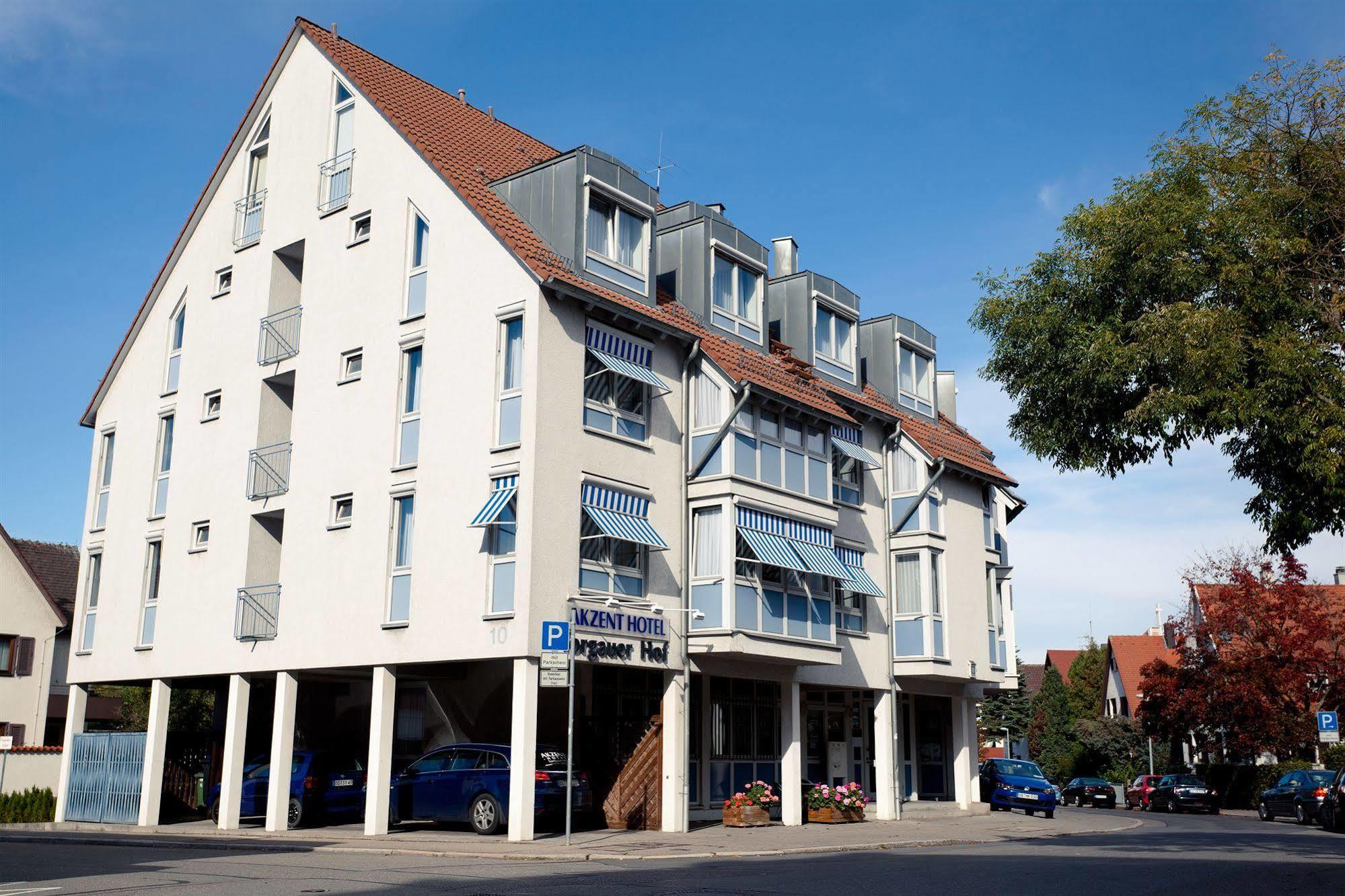 Akzent Hotel Torgauer Hof Зинделфинген Екстериор снимка